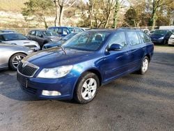 Blau Gebraucht 2010 Skoda Octavia Impuls Edition Kombi | 2.750 € (Fairer Preis)