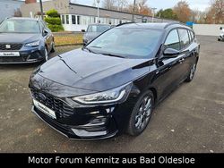 Schwarz Gebraucht 2025 Ford Focus ST-Line Limousine | 22.990 € (Guter Preis)