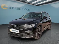 Schwarz Gebraucht 2021 VW Tiguan SUV | 23.449 € (Guter Preis)