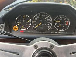 Blau Gebraucht 1989 Mercedes E300 Limousine | 13.000 €