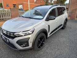 Moonstone_grau metallic Gebraucht 2023 Dacia Jogger Extreme Kombi | 23.650 € (Etwas zu teuer)