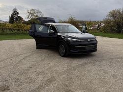 Schwarz Gebraucht 2024 VW Tiguan Life SUV | 34.700 € (Fairer Preis)