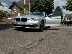 Silber Gebraucht 2017 BMW 318 Kombi | 15.700 € (Teuer)