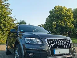 Grau Gebraucht 2011 Audi Q5 Sport SUV | 10.999 € (Fairer Preis)