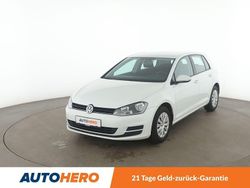 Weiß Gebraucht 2015 VW Golf VII Trendline Limousine | 10.490 € (Fairer Preis)