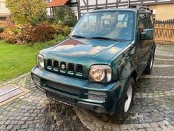 Grün Gebraucht 2007 Suzuki Jimny SUV | 6.890 € (Fairer Preis)