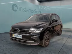 Schwarz Gebraucht 2022 VW Tiguan Active SUV | 27.450 € (Fairer Preis)