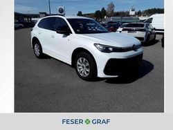 Oryxweiß perlmutteffekt Gebraucht 2024 VW Tiguan R-line SUV | 38.490 € (Guter Preis)
