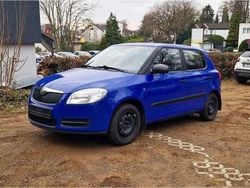 Dynamicblau Gebraucht 2010 Skoda Fabia Classic Kleinwagen | 3.950 € (Fairer Preis)