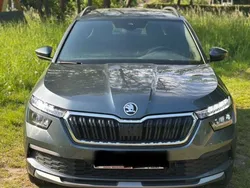 Grau Gebraucht 2021 Skoda Kamiq ScoutLine SUV | 16.900 € (Guter Preis)