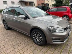 Grau Gebraucht 2016 VW Golf VII Allstar Kombi | 9.500 € (Guter Preis)