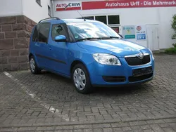 Blau Gebraucht 2009 Skoda Roomster Style Kombi | 2.900 € (Fairer Preis)