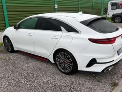Weiß Gebraucht 2019 Kia ProCeed GT Kleinwagen | 21.990 € (Fairer Preis)