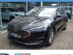 Schwarz Gebraucht 2023 Ford Focus Titanium Limousine | 22.981 € (Fairer Preis)