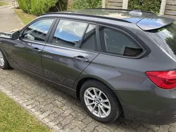 Grau Gebraucht 2018 BMW 318 Advantage Kombi | 16.901 € (Guter Preis)