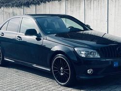 Schwarz Gebraucht 2007 Mercedes C200 AMG Limousine | 3.950 €