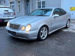 Silber Gebraucht 2002 Mercedes CLK230 Sport Edition Coupé | 4.999 € (Superpreis)