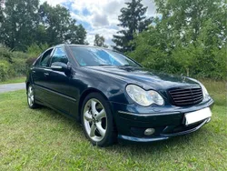 Schwarz Gebraucht 2004 Mercedes C30 AMG AMG Limousine | 4.500 €