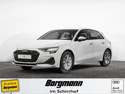 Weiss / arkonaweiss Gebraucht 2024 Audi A3 | 26.991 € (Superpreis)