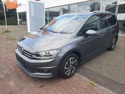 Indiumgrau Gebraucht 2018 VW Touran Join Van / Kleinbus | 16.990 € (Fairer Preis)
