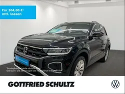 Deep black perleffekt Gebraucht 2024 VW T-Roc Life SUV | 29.950 € (Guter Preis)