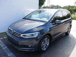 Delfingrau metallic Neu 2025 VW Touran Highline Van / Kleinbus | 40.179 €