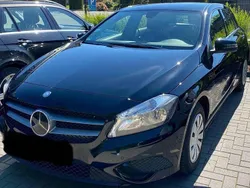 Schwarz Gebraucht 2015 Mercedes A180 Limousine | 10.900 € (Fairer Preis)