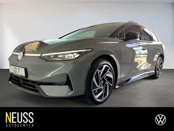 Grau (mondsteingrau schwarz) Neu 2025 VW ID.7 Pro Kombi | 68.025 € (Teuer)