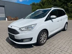 Weiß Gebraucht 2016 Ford Grand C-Max Titanium Van / Kleinbus | 5.500 € (Superpreis)
