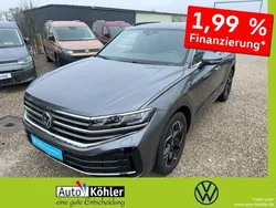 Siliziumgrau (metallic) Gebraucht 2023 VW Touareg Edition SUV | 65.750 € (Superpreis)