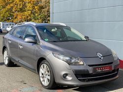 Grau Gebraucht 2010 Renault Mégane III Luxe Limousine | 3.690 € (Fairer Preis)
