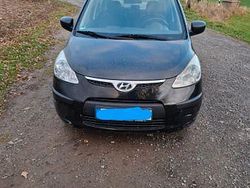Schwarz Gebraucht 2009 Hyundai i10 Kleinwagen | 1.400 € (Fairer Preis)