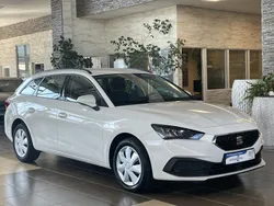 Weiß Gebraucht 2021 Seat Leon Reference Kombi | 14.000 € (Etwas zu teuer)