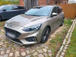 Andere außenfarben Gebraucht 2019 Ford Focus ST Kombi | 14.250 € (Guter Preis)