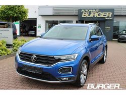 Blau Gebraucht 2021 VW T-Roc Style SUV | 21.370 € (Guter Preis)