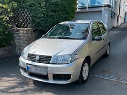 Silber Gebraucht 2003 Fiat Punto Kleinwagen | 1.000 € (Fairer Preis)