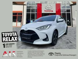 Super white 2 Gebraucht 2024 Toyota Yaris Hybrid Team Kleinwagen | 21.750 € (Fairer Preis)