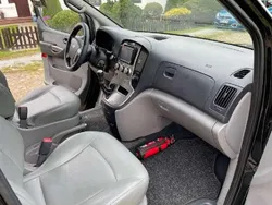 Schwarz Gebraucht 2010 Hyundai H-1 Van / Kleinbus | 5.799 € (Superpreis)