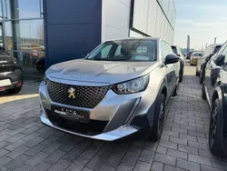 Gebraucht 2022 Peugeot e-2008 Active SUV | 15.890 € (Superpreis)