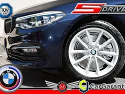 Imperialblau brillanteffekt Gebraucht 2018 BMW 520 Sport Line Limousine | 22.490 € (Superpreis)