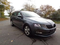 Grau Gebraucht 2018 Skoda Octavia Style Kombi | 14.300 € (Fairer Preis)