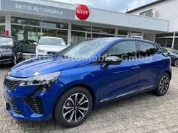Blau Neu 2025 Renault Clio V Techno Limousine | 19.280 € (Guter Preis)