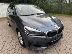 Grau Gebraucht 2018 BMW 218 Gran Tourer Advantage Van / Kleinbus | 7.300 € (Superpreis)