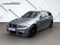 Spacegrau Gebraucht 2011 BMW 330 M Sport Kombi | 11.990 € (Guter Preis)