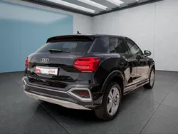 Schwarz Gebraucht 2024 Audi Q2 Advanced SUV | 30.649 € (Fairer Preis)