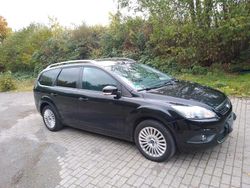 Schwarz Gebraucht 2009 Ford Focus Titanium Kombi | 3.000 € (Fairer Preis)