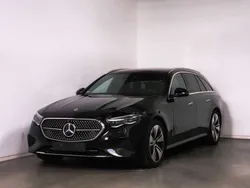 Schwarz Gebraucht 2024 Mercedes E300 Avantgarde Limousine | 54.649 € (Fairer Preis)