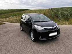 Schwarz Gebraucht 2012 Subaru Trezia Comfort Van / Kleinbus | 5.000 €