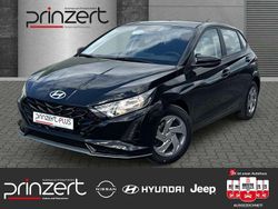 Schwarz (phantom black / met) Neu 2025 Hyundai i20 Select Limousine | 19.620 € (Guter Preis)