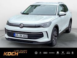 Pure white Gebraucht 2025 VW Tiguan Life SUV | 40.990 € (Teuer)